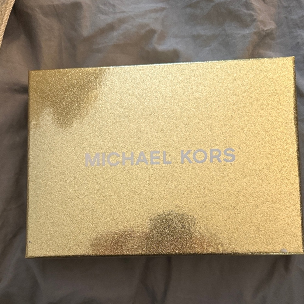 Michael Kors Gold Sparkle Box